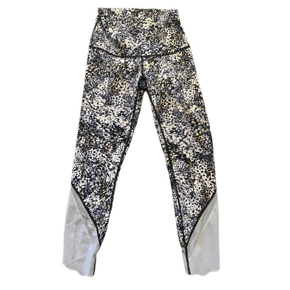 Lululemon Wunder Under Crop High Rise Roll Down Scallop Luxtreme 23” leggings Si - Picture 5 of 5